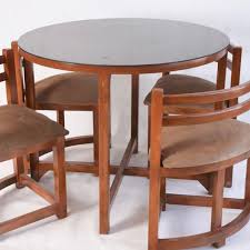 DINING TABLE ROUND HORIZONTAL